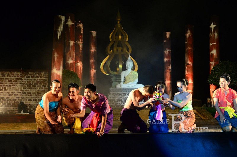 20151125-Loy Kratong_80.JPG